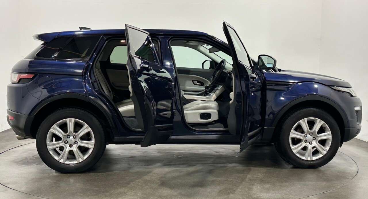 2017 LAND ROVER RANGE ROVER EVOQUE 2017 LAND ROVER RANGE ROVER EVOQUE