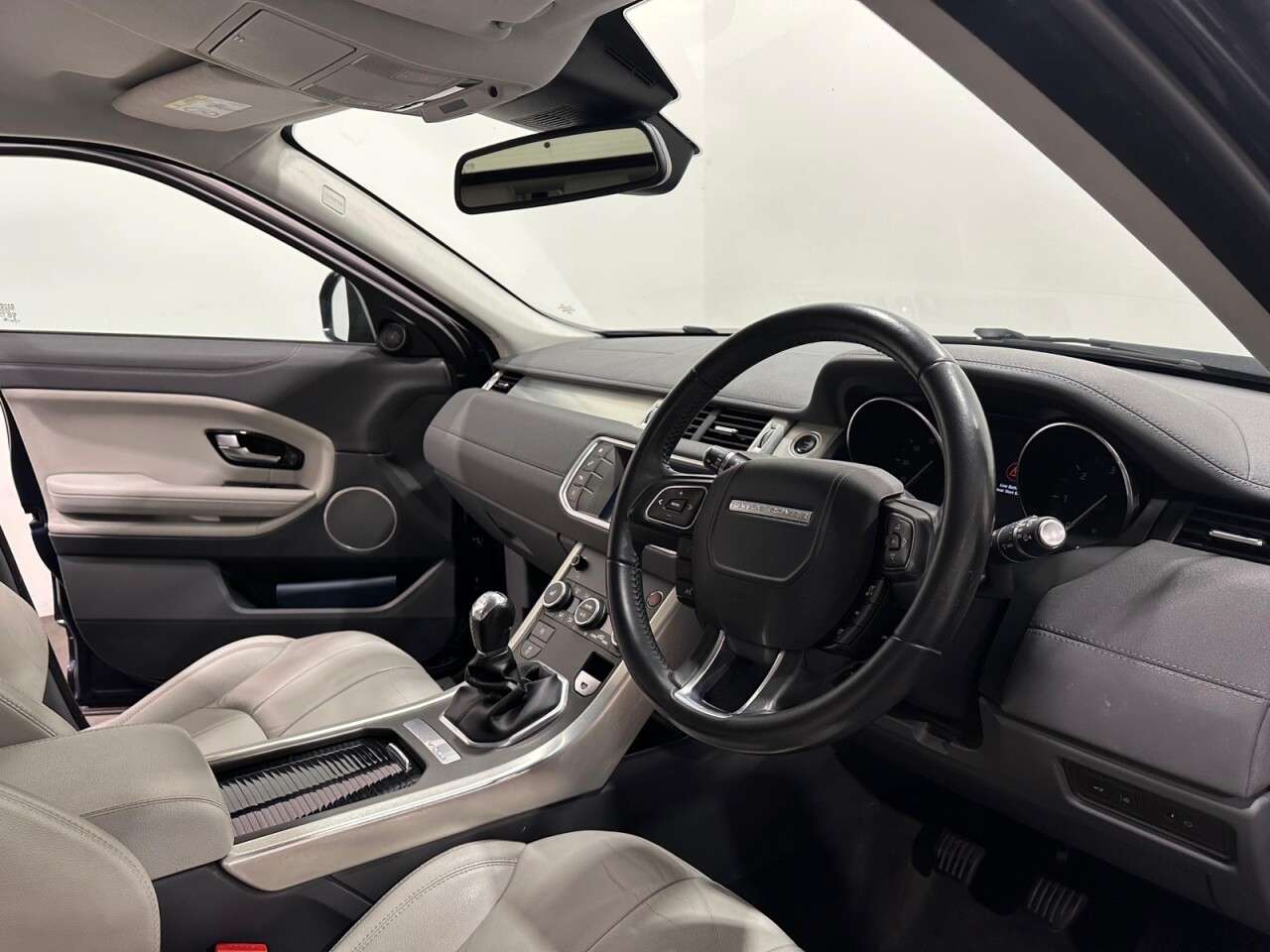 2017 LAND ROVER RANGE ROVER EVOQUE 2017 LAND ROVER RANGE ROVER EVOQUE