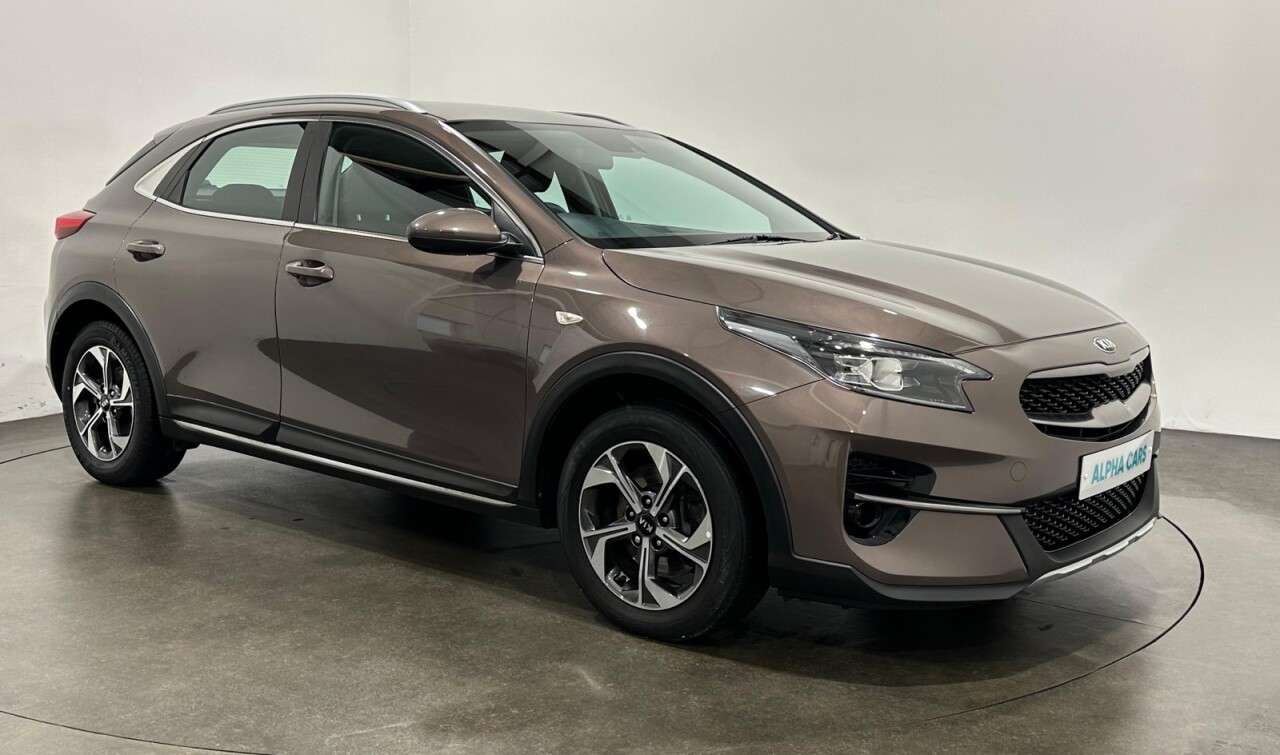 A 2020 KIA XCEED 1.0 T-GDi 2 SUV 5dr Petrol Manual Euro 6 (s/s) (118 bhp) Apple Play Vouice A 2020 KIA XCEED 1.0 T-GDi 2 SUV 5dr Petrol Manual Euro 6 (s/s) (118 bhp) Apple Play Vouice
