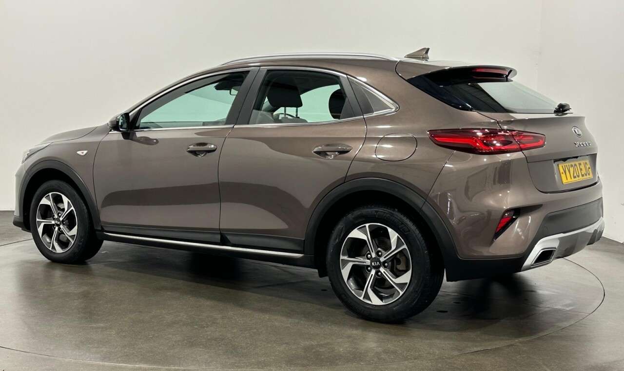 A 2020 KIA XCEED 1.0 T-GDi 2 SUV 5dr Petrol Manual Euro 6 (s/s) (118 bhp) Apple Play Vouice A 2020 KIA XCEED 1.0 T-GDi 2 SUV 5dr Petrol Manual Euro 6 (s/s) (118 bhp) Apple Play Vouice