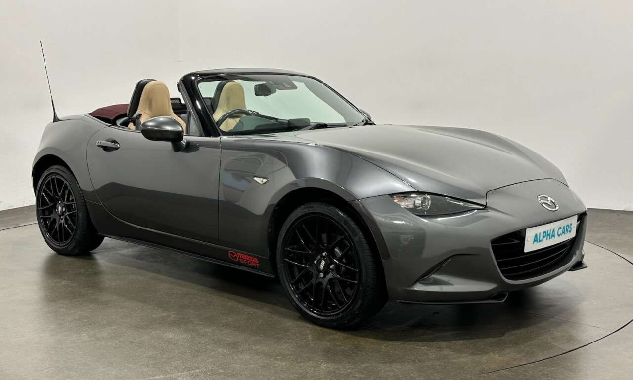 A 2018 MAZDA MX-5 2.0 SKYACTIV-G Z-Sport Convertible 2dr Petrol Manual Euro 6 (160 ps) A 2018 MAZDA MX-5 2.0 SKYACTIV-G Z-Sport Convertible 2dr Petrol Manual Euro 6 (160 ps)