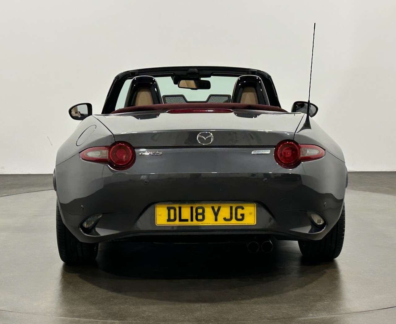 2018 MAZDA MX-5 2018 MAZDA MX-5