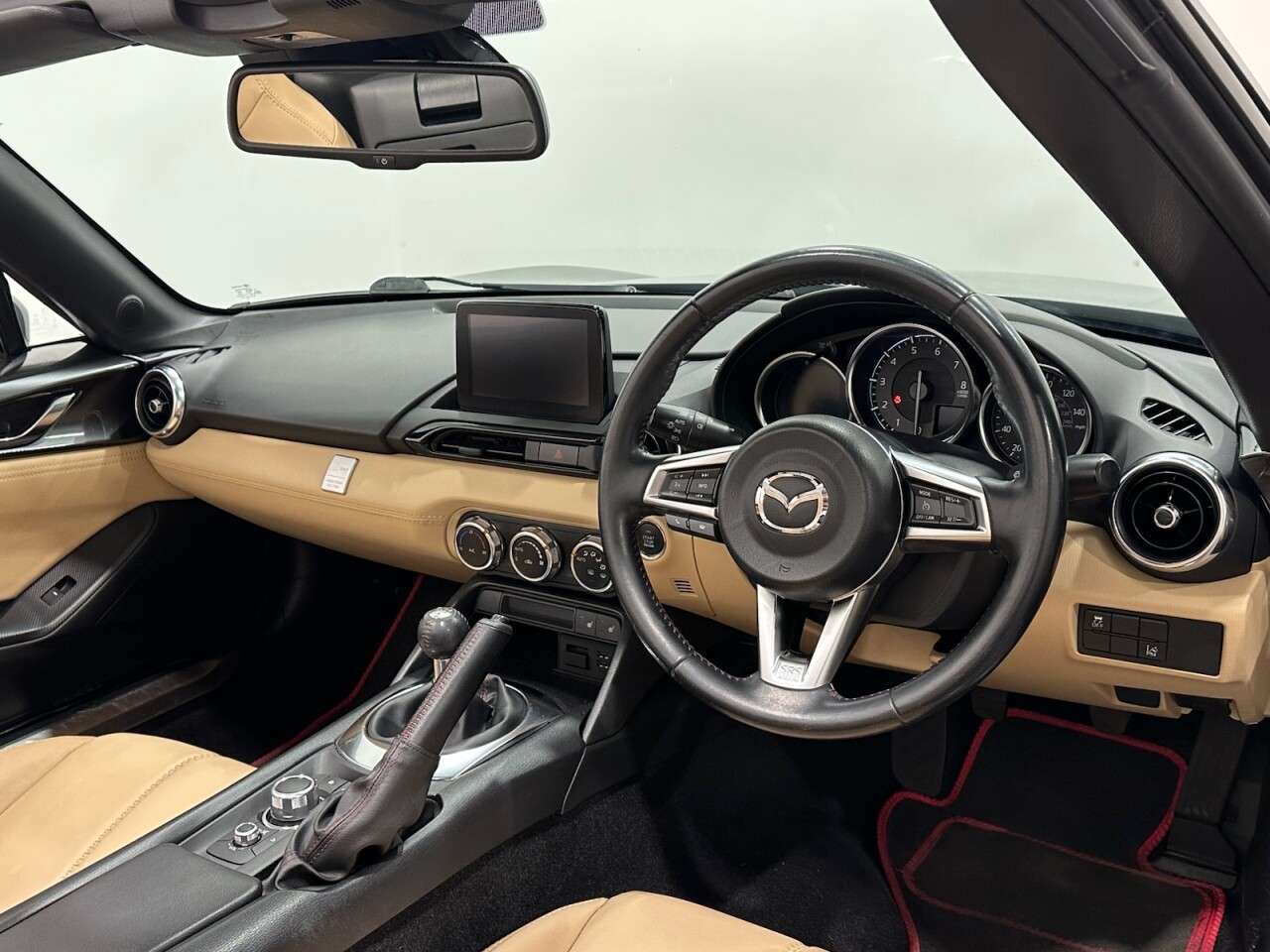 2018 MAZDA MX-5 2018 MAZDA MX-5