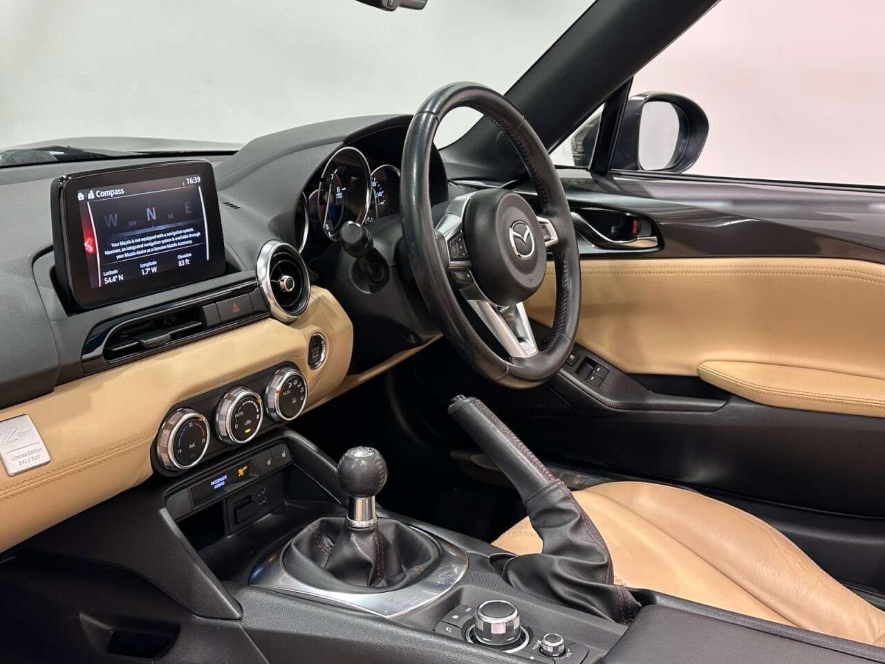 2018 MAZDA MX-5 2018 MAZDA MX-5