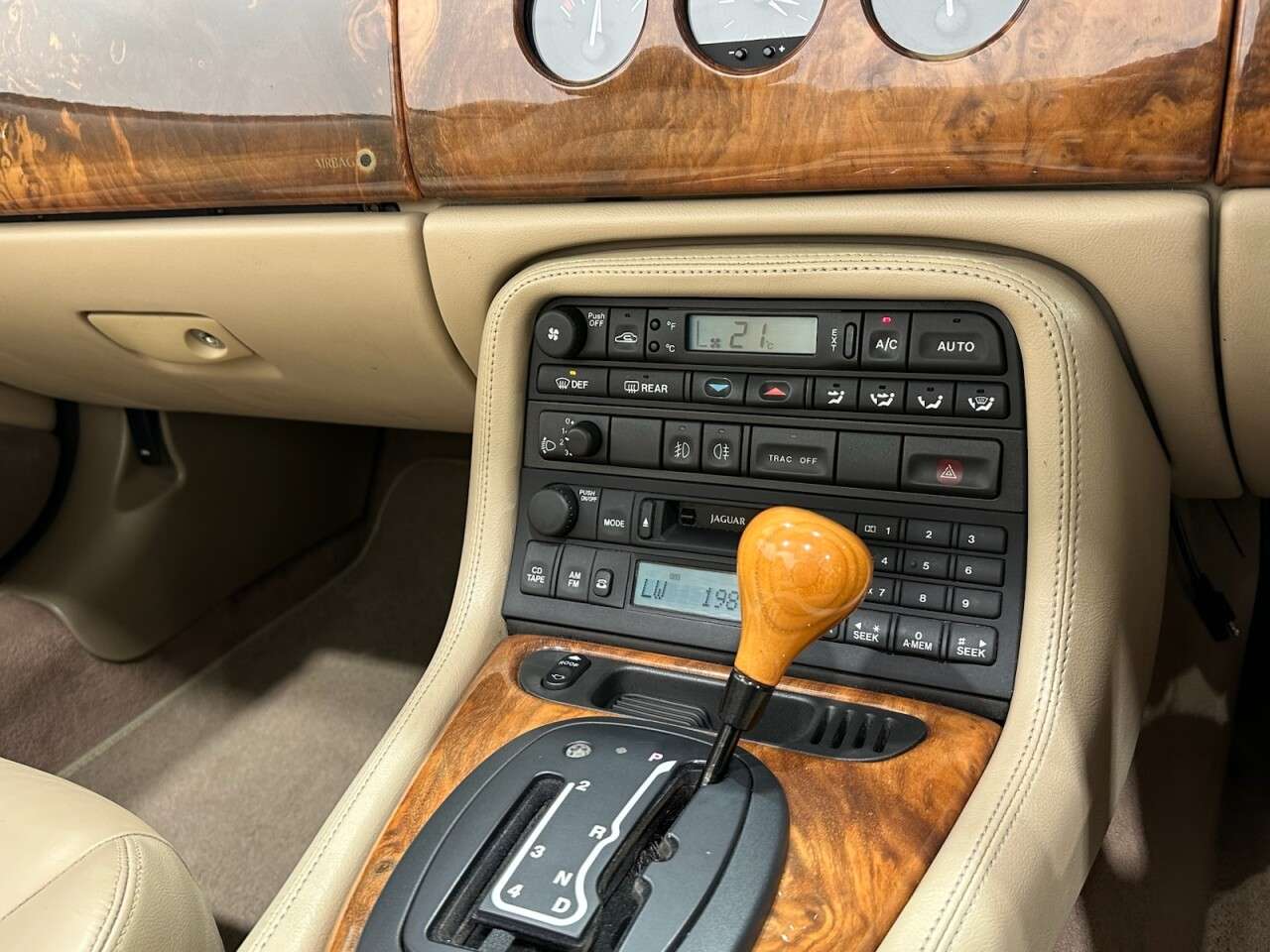 2001 JAGUAR XF 2001 JAGUAR XF