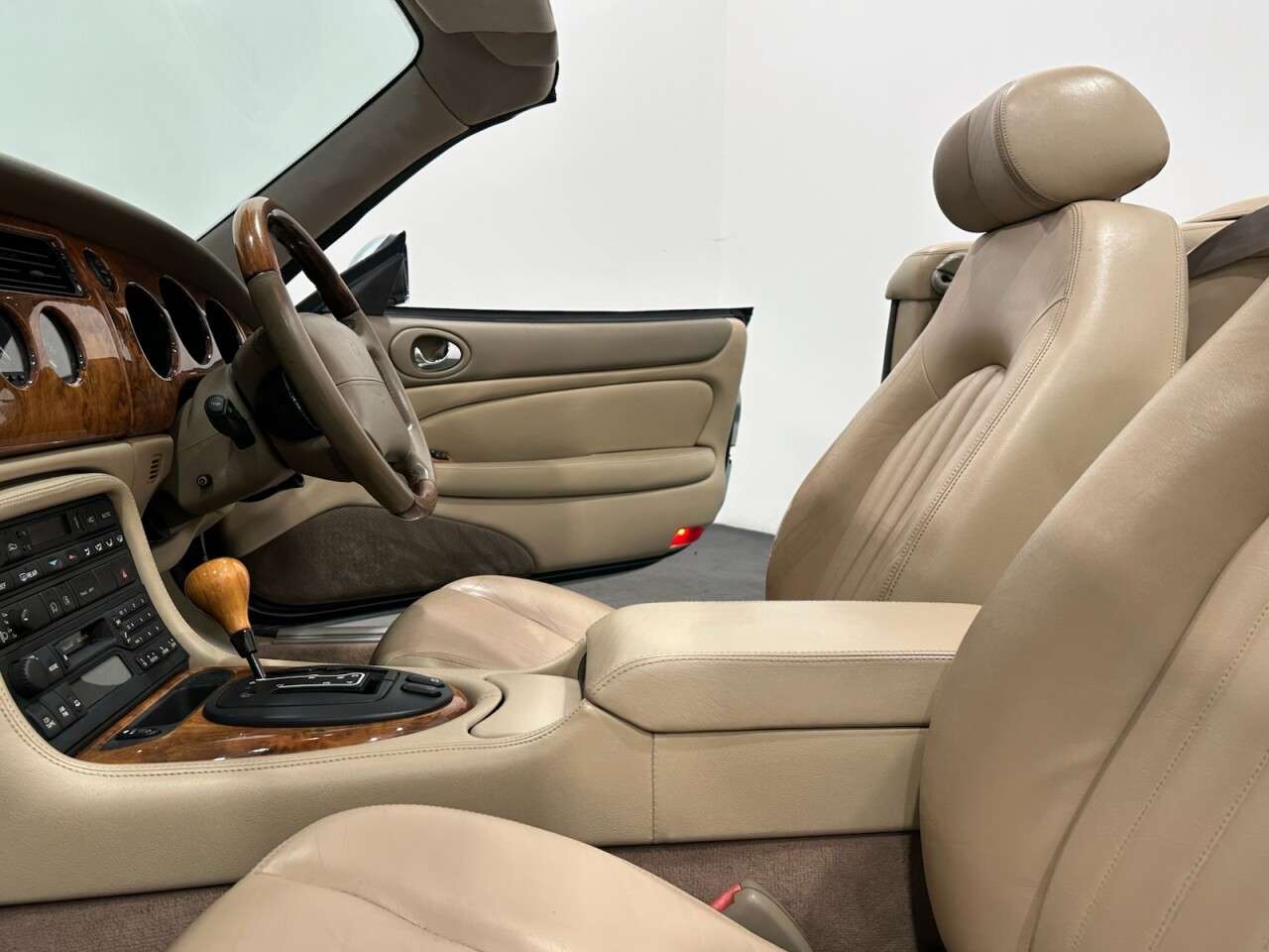 2001 JAGUAR XF 2001 JAGUAR XF