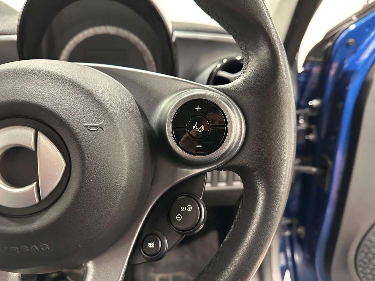 2017 SMART FORFOUR 2017 SMART FORFOUR