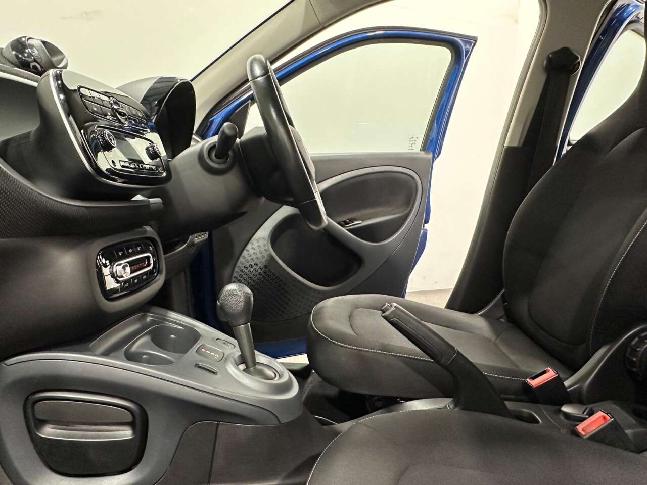 2017 SMART FORFOUR 2017 SMART FORFOUR