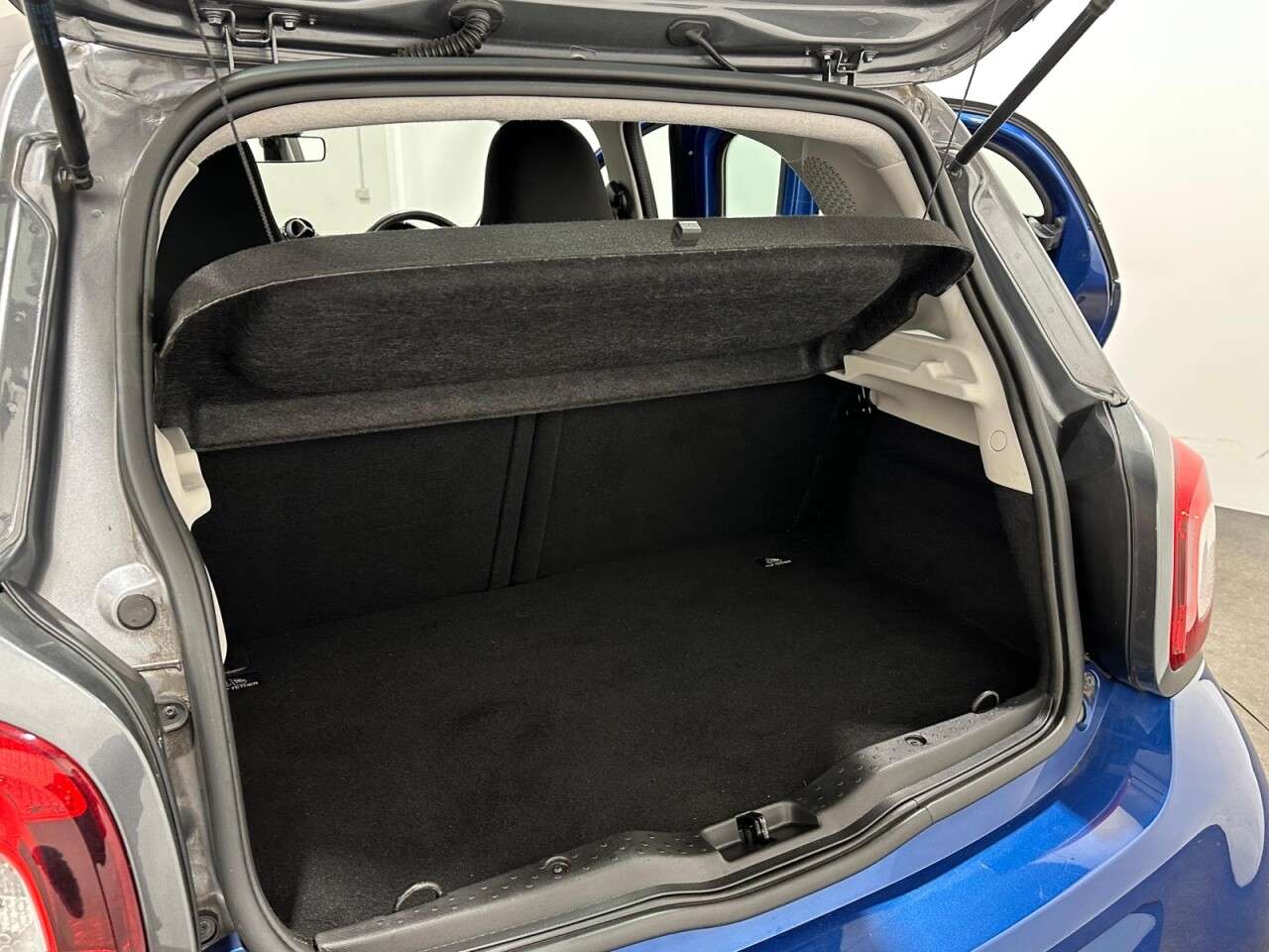 2017 SMART FORFOUR 2017 SMART FORFOUR