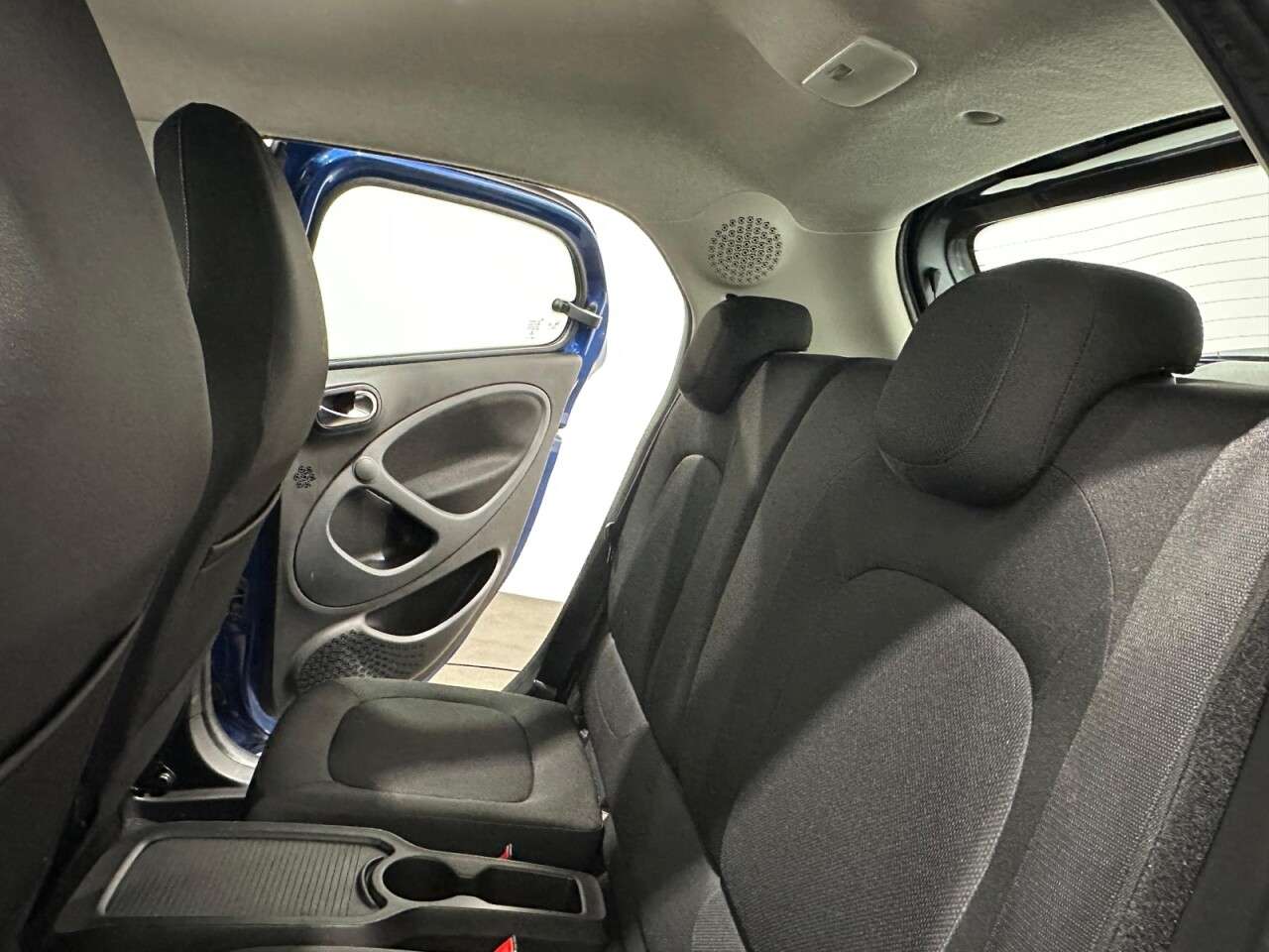 2017 SMART FORFOUR 2017 SMART FORFOUR