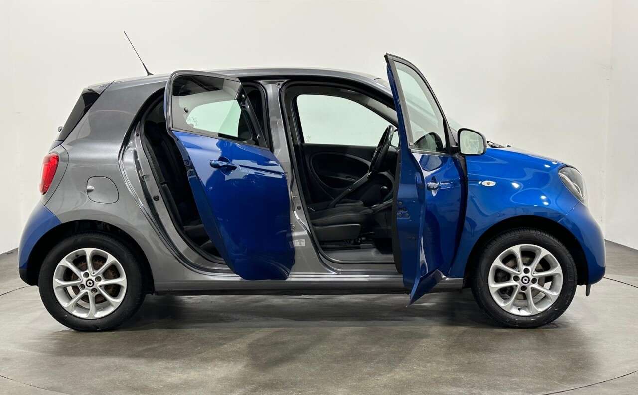 2017 SMART FORFOUR 2017 SMART FORFOUR