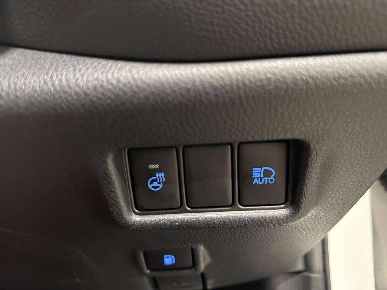 2022 TOYOTA C-HR 2022 TOYOTA C-HR