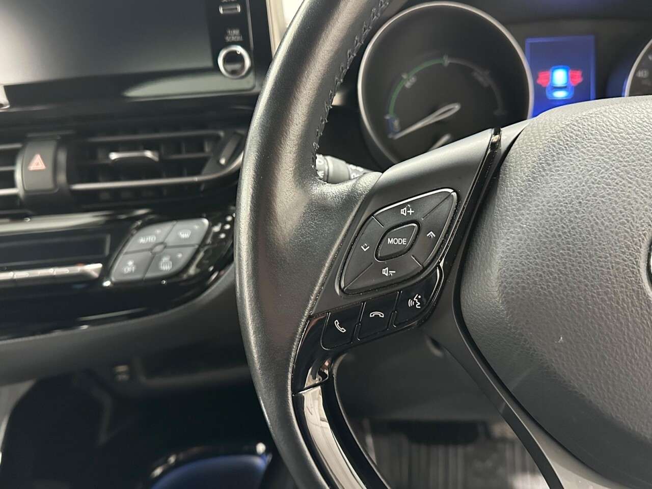 2022 TOYOTA C-HR 2022 TOYOTA C-HR