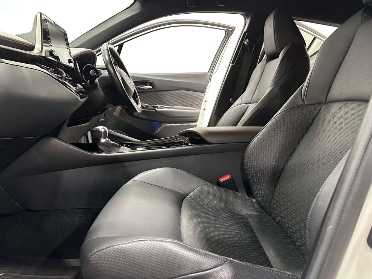 2022 TOYOTA C-HR 2022 TOYOTA C-HR