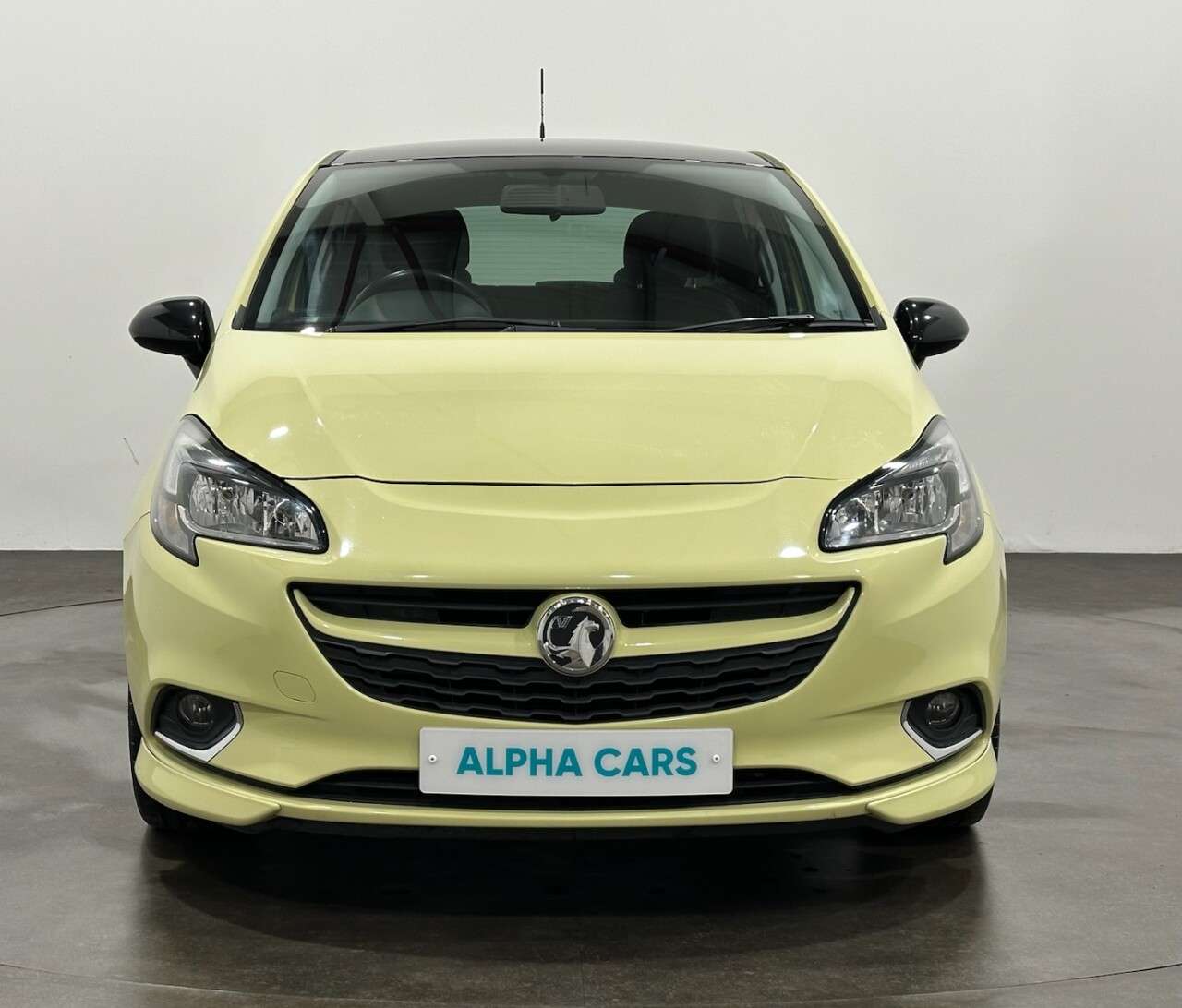 A 2015 VAUXHALL CORSA 1.2i Limited Edition Hatchback 3dr Petrol Manual Euro 6 (70 ps) A 2015 VAUXHALL CORSA 1.2i Limited Edition Hatchback 3dr Petrol Manual Euro 6 (70 ps)
