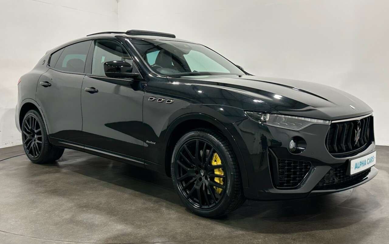A 2020 MASERATI LEVANTE 3.0 V6 GranSport SUV 5dr Petrol ZF 4WD Euro 6 (s/s) (350 ps) A 2020 MASERATI LEVANTE 3.0 V6 GranSport SUV 5dr Petrol ZF 4WD Euro 6 (s/s) (350 ps)