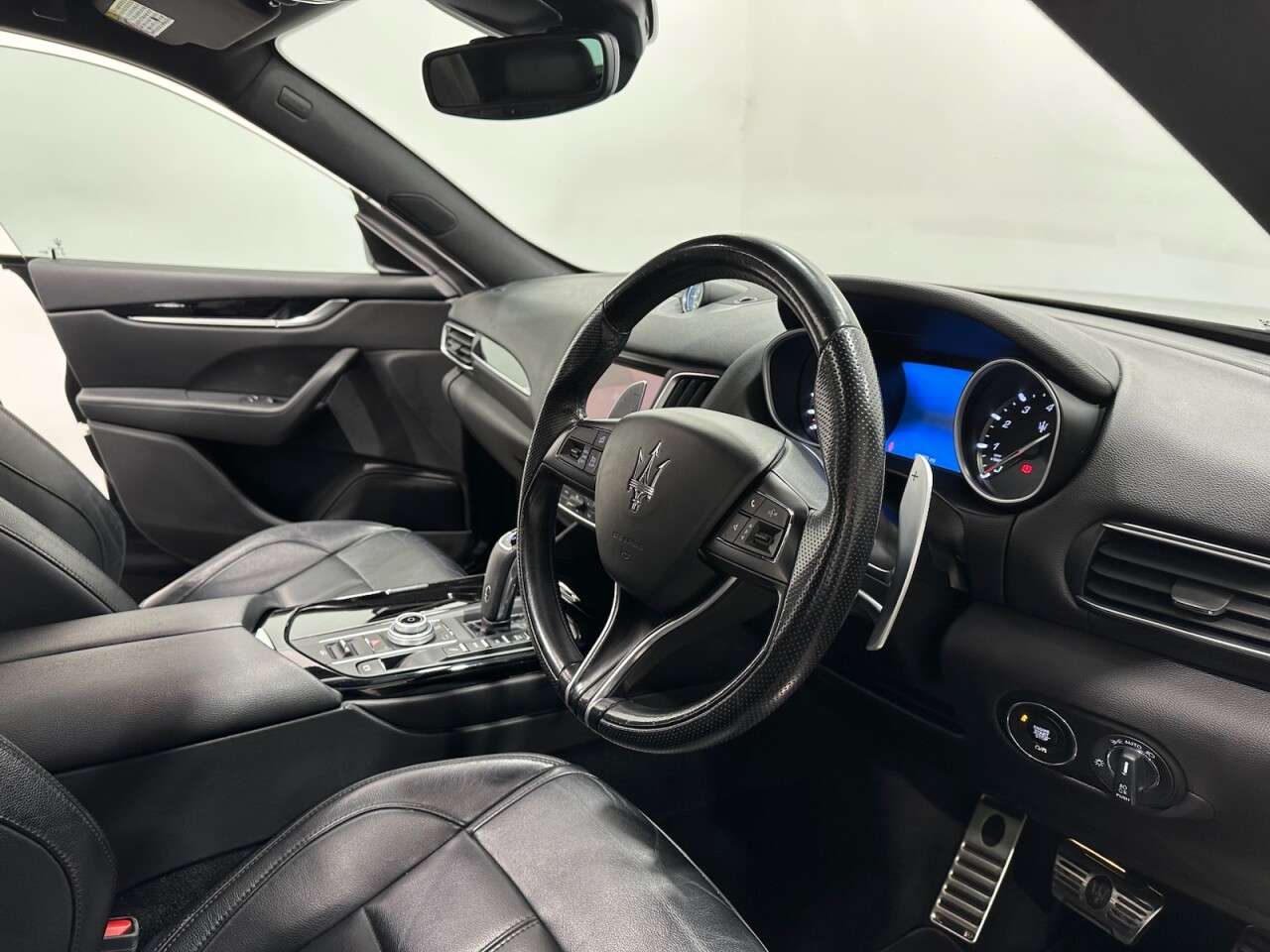 2020 MASERATI LEVANTE 2020 MASERATI LEVANTE