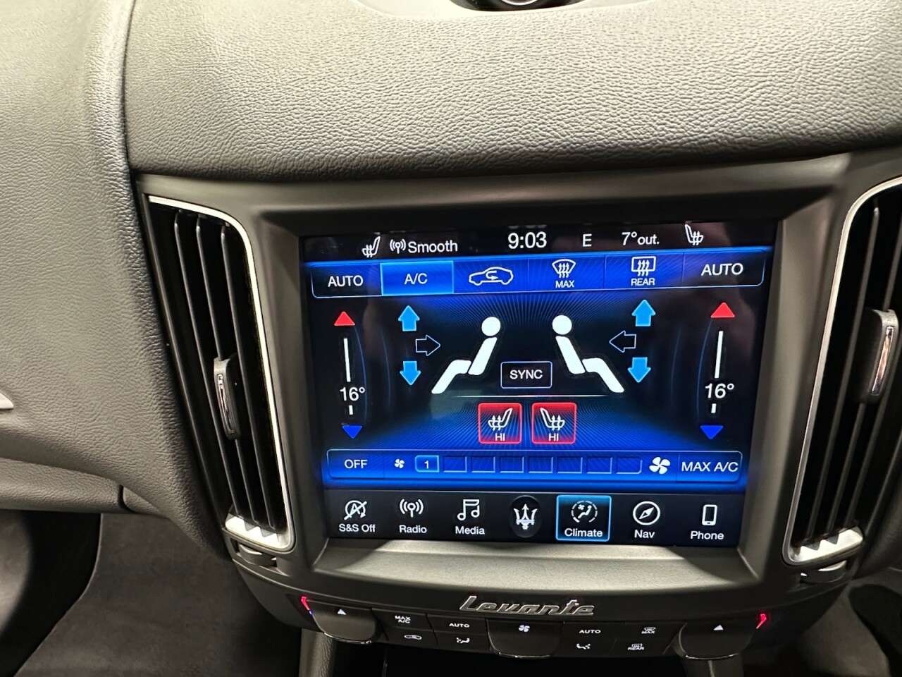 2020 MASERATI LEVANTE 2020 MASERATI LEVANTE