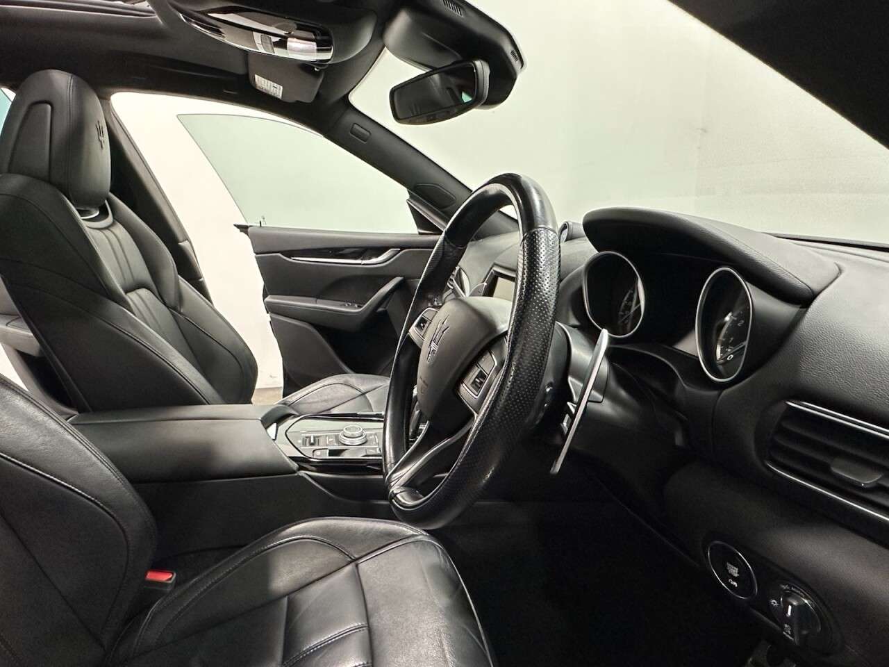 2020 MASERATI LEVANTE 2020 MASERATI LEVANTE