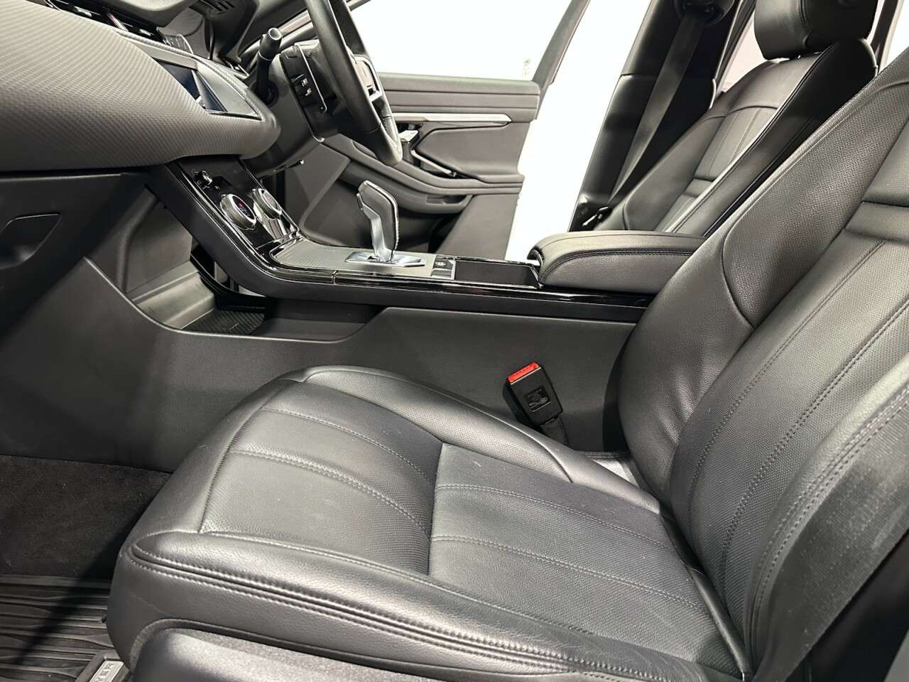 2022 LAND ROVER RANGE ROVER EVOQUE 2022 LAND ROVER RANGE ROVER EVOQUE