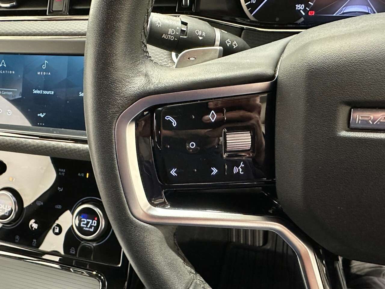 2022 LAND ROVER RANGE ROVER EVOQUE 2022 LAND ROVER RANGE ROVER EVOQUE