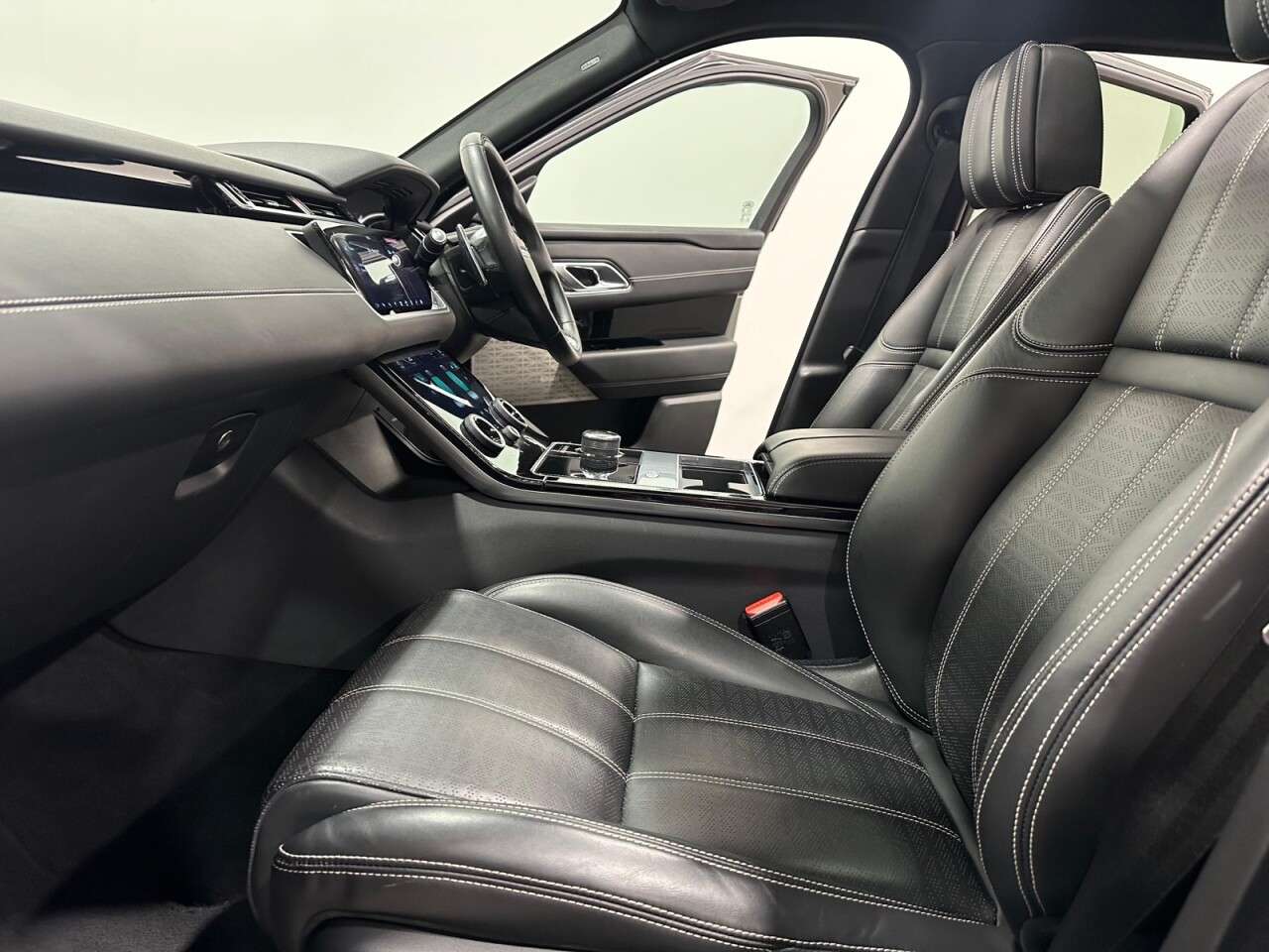 2019 LAND ROVER RANGE ROVER VELAR 2019 LAND ROVER RANGE ROVER VELAR