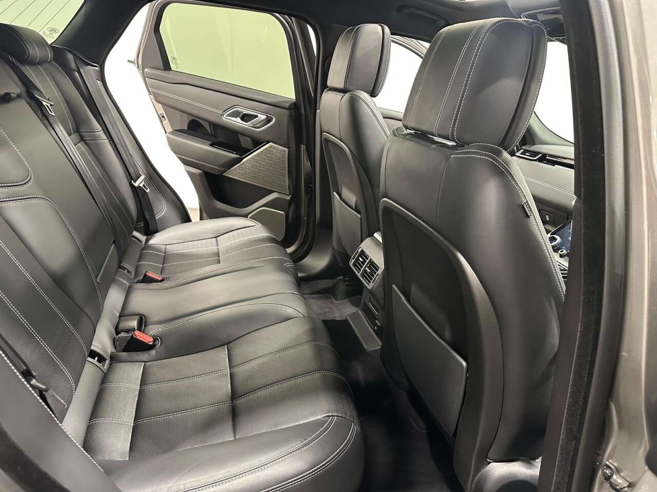 2019 LAND ROVER RANGE ROVER VELAR 2019 LAND ROVER RANGE ROVER VELAR