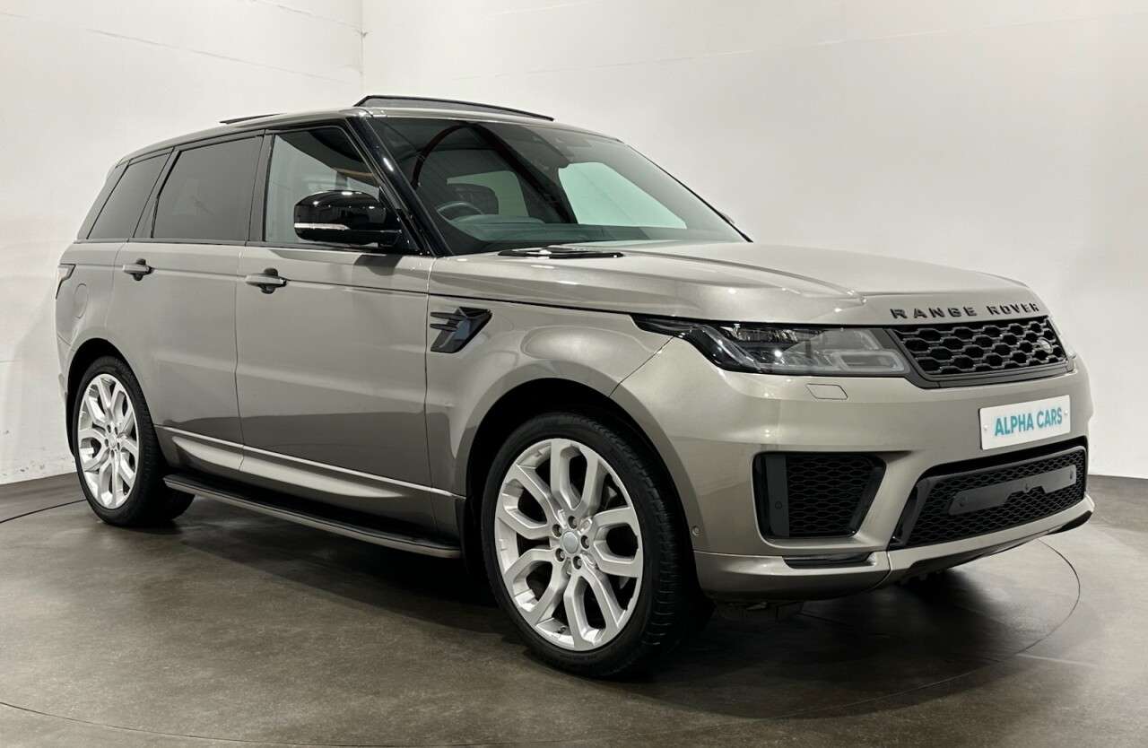 A 2020 LAND ROVER RANGE ROVER SPORT 3.0 SD V6 Autobiography Dynamic SUV 5dr Diesel Auto 4WD Euro 6 (s/s) (306 p A 2020 LAND ROVER RANGE ROVER SPORT 3.0 SD V6 Autobiography Dynamic SUV 5dr Diesel Auto 4WD Euro 6 (s/s) (306 p