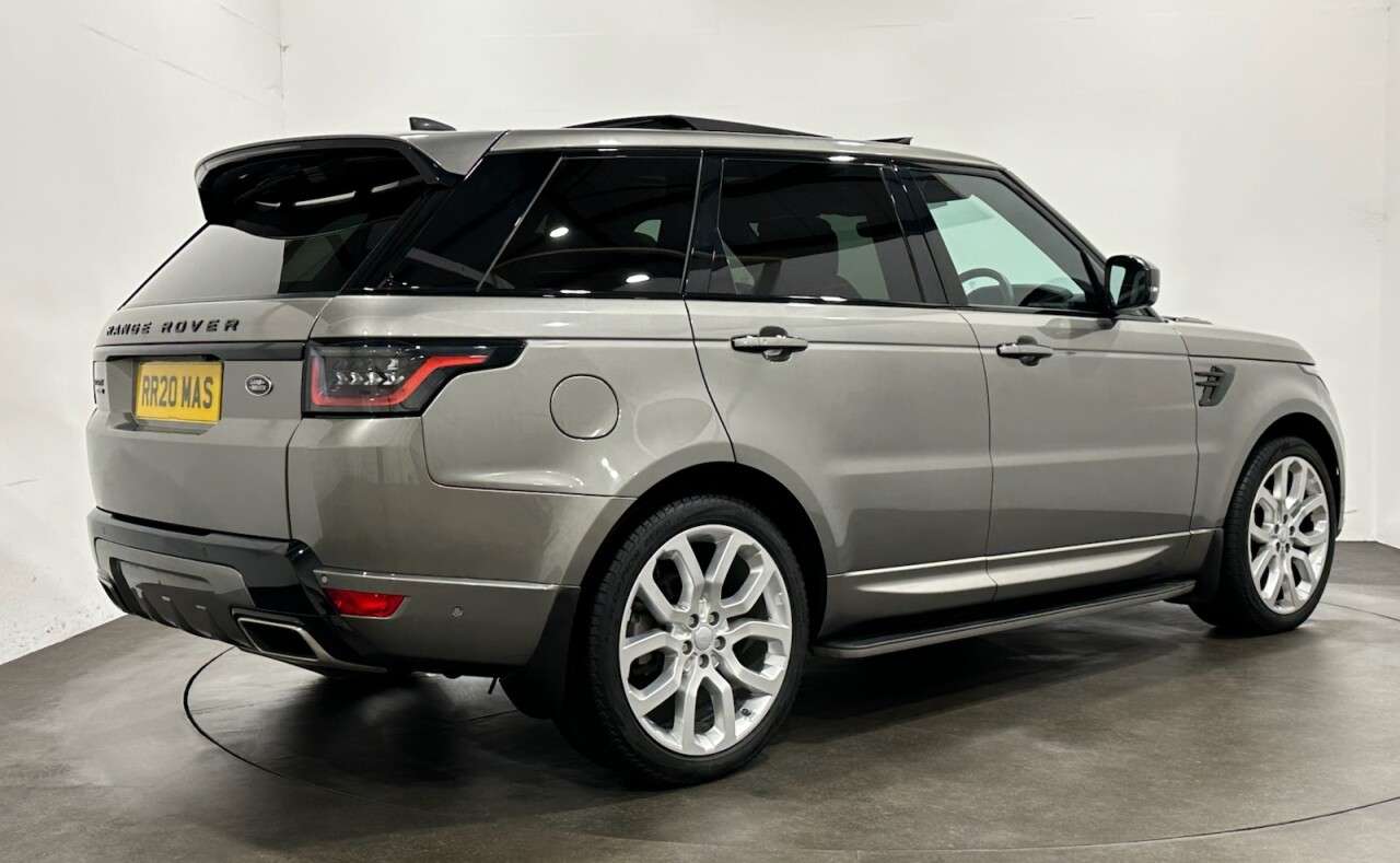 A 2020 LAND ROVER RANGE ROVER SPORT 3.0 SD V6 Autobiography Dynamic SUV 5dr Diesel Auto 4WD Euro 6 (s/s) (306 p A 2020 LAND ROVER RANGE ROVER SPORT 3.0 SD V6 Autobiography Dynamic SUV 5dr Diesel Auto 4WD Euro 6 (s/s) (306 p