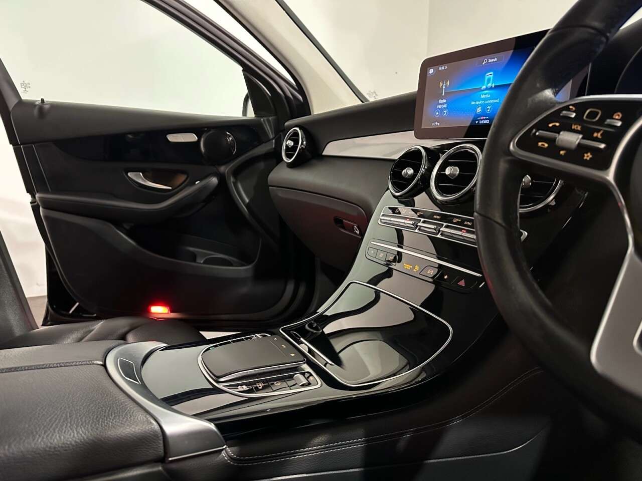 2019 MERCEDES-BENZ GLC 2019 MERCEDES-BENZ GLC