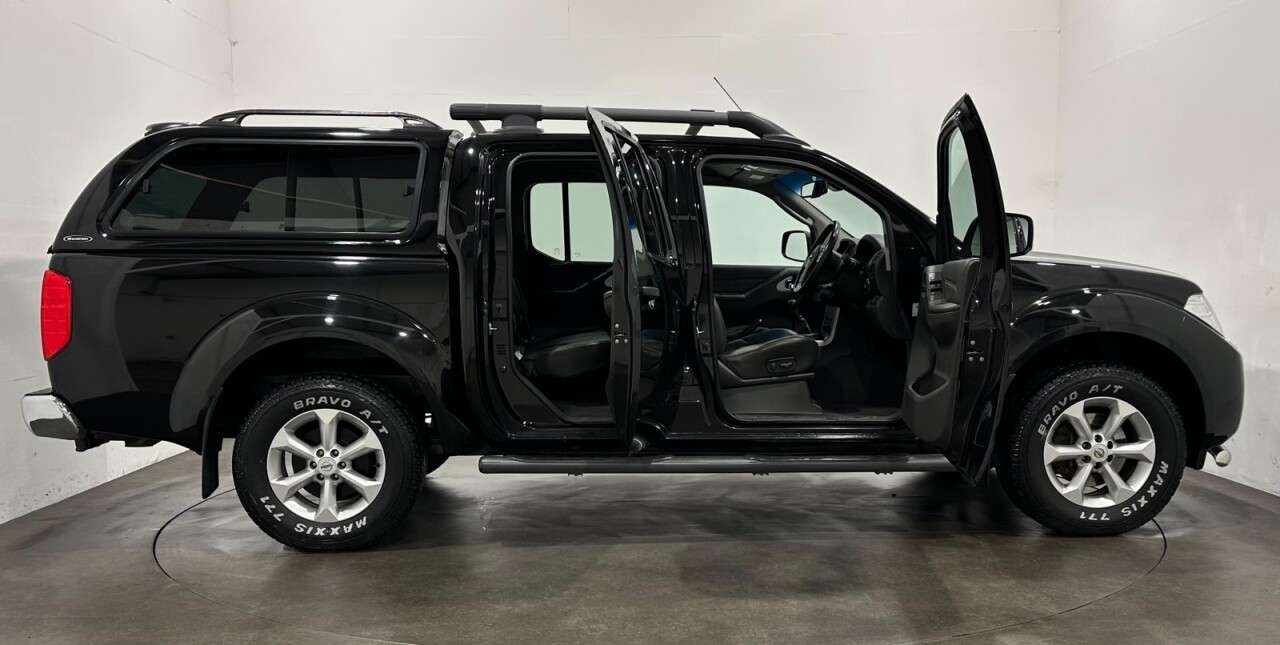 2015 NISSAN NAVARA 2015 NISSAN NAVARA