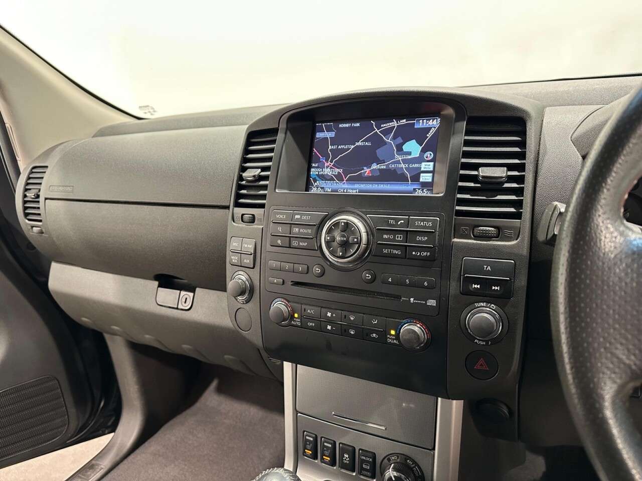 2015 NISSAN NAVARA 2015 NISSAN NAVARA