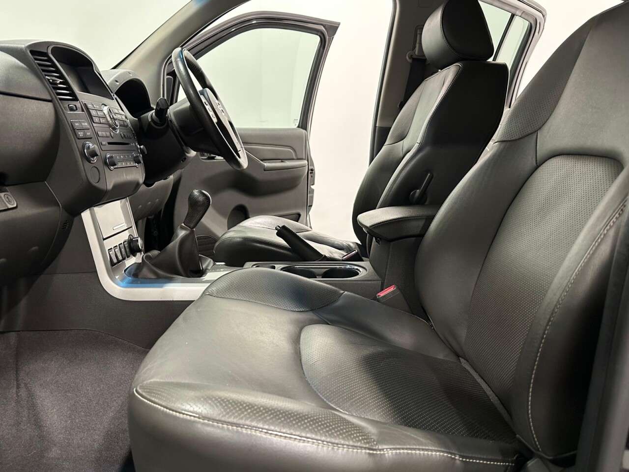 2015 NISSAN NAVARA 2015 NISSAN NAVARA