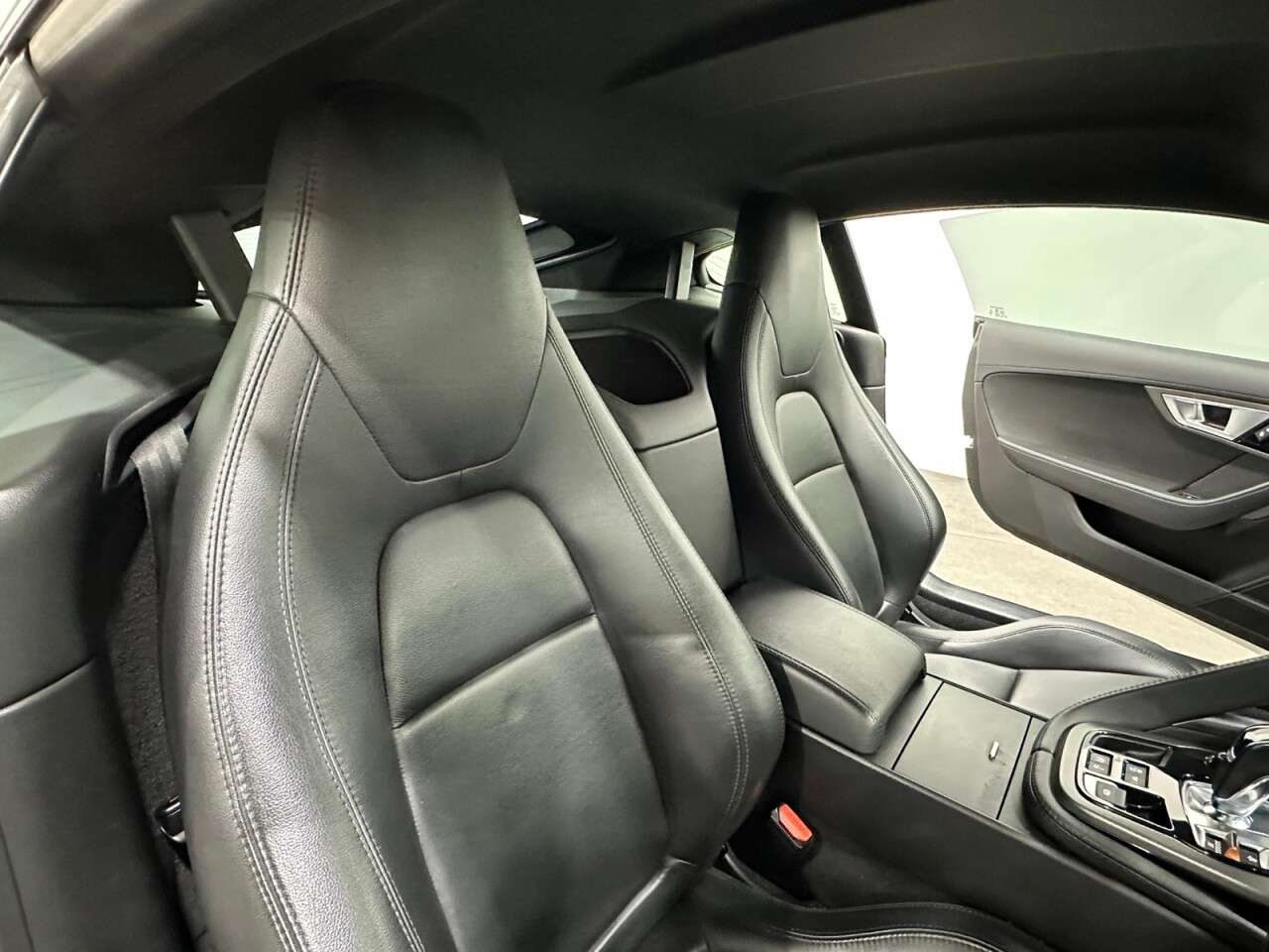 2015 JAGUAR F-TYPE 2015 JAGUAR F-TYPE