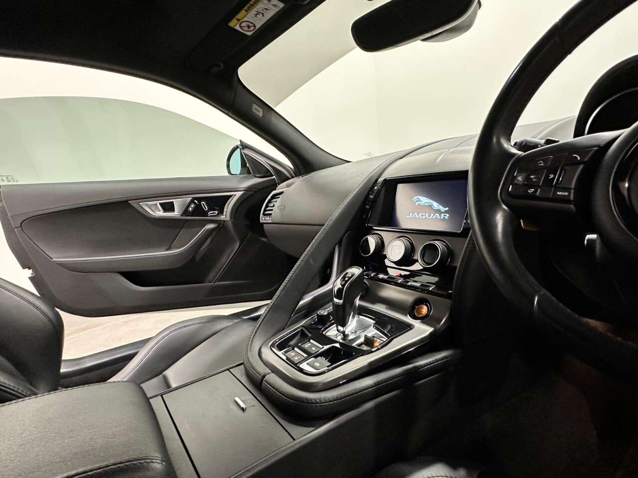 2015 JAGUAR F-TYPE 2015 JAGUAR F-TYPE