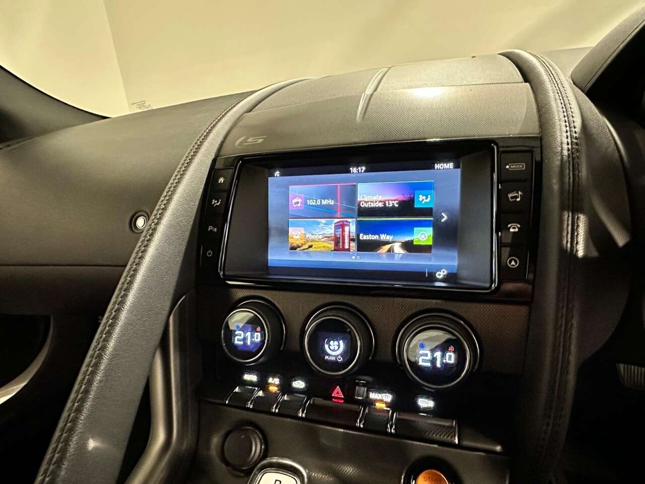 2015 JAGUAR F-TYPE 2015 JAGUAR F-TYPE