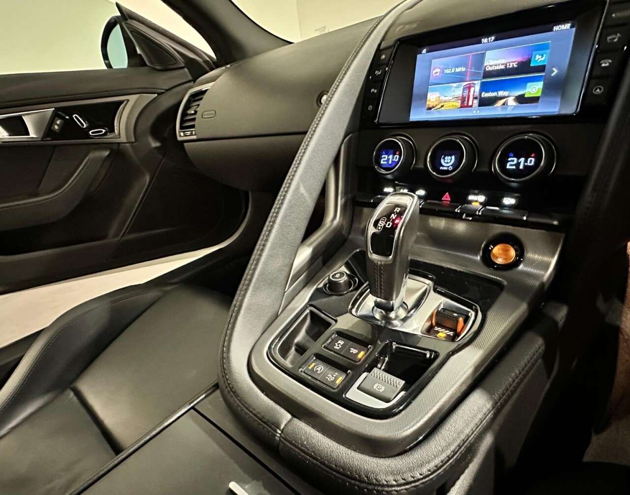 2015 JAGUAR F-TYPE 2015 JAGUAR F-TYPE