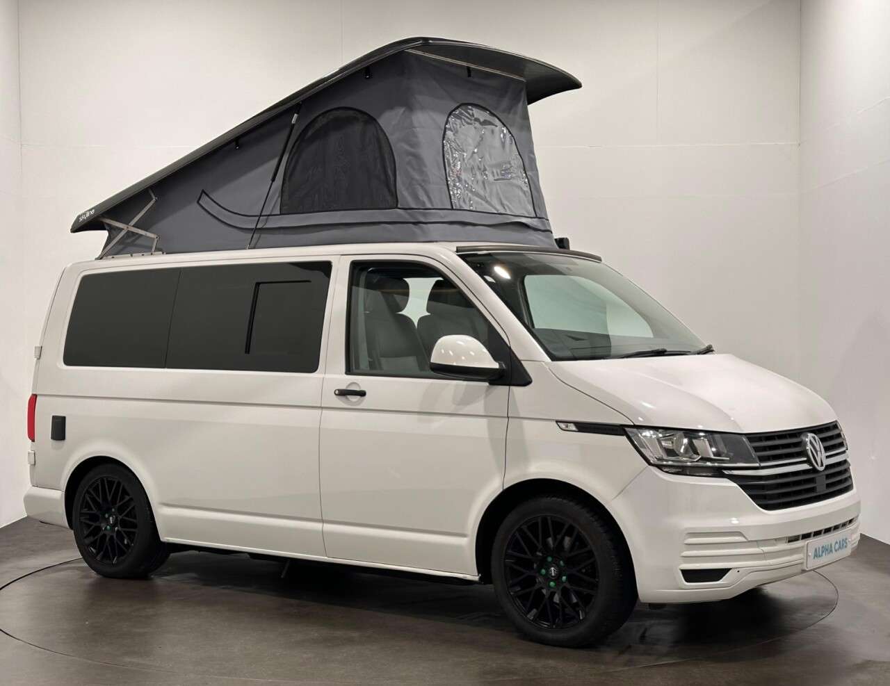 A 2020 VOLKSWAGEN TRANSPORTER 2.0 TDI T28 Startline Camper 5dr Diesel Manual FWD SWB Euro 6 (s/s) (110 ps A 2020 VOLKSWAGEN TRANSPORTER 2.0 TDI T28 Startline Camper 5dr Diesel Manual FWD SWB Euro 6 (s/s) (110 ps