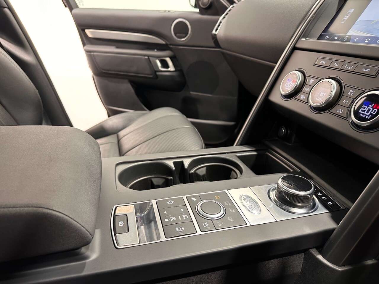 2020 LAND ROVER DISCOVERY 2020 LAND ROVER DISCOVERY