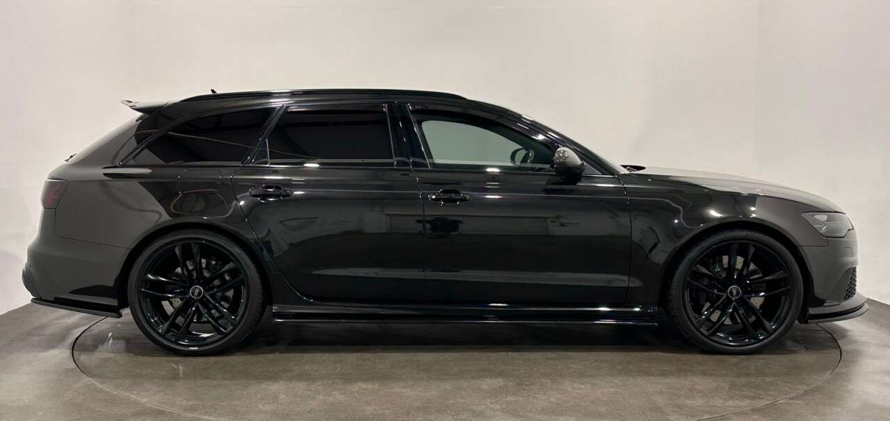 2015 AUDI RS6 AVANT 2015 AUDI RS6 AVANT