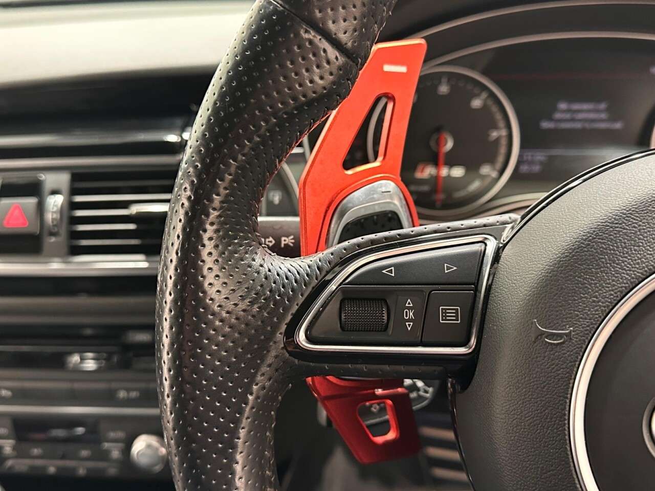 2015 AUDI RS6 AVANT 2015 AUDI RS6 AVANT