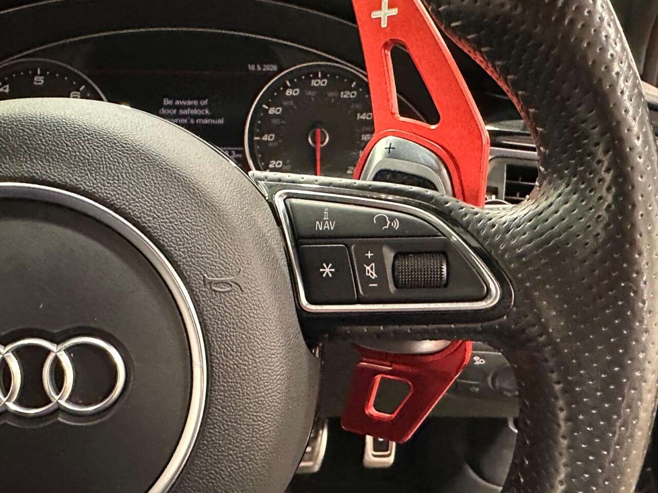 2015 AUDI RS6 AVANT 2015 AUDI RS6 AVANT