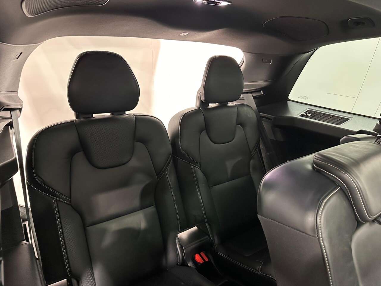2021 VOLVO XC90 2021 VOLVO XC90