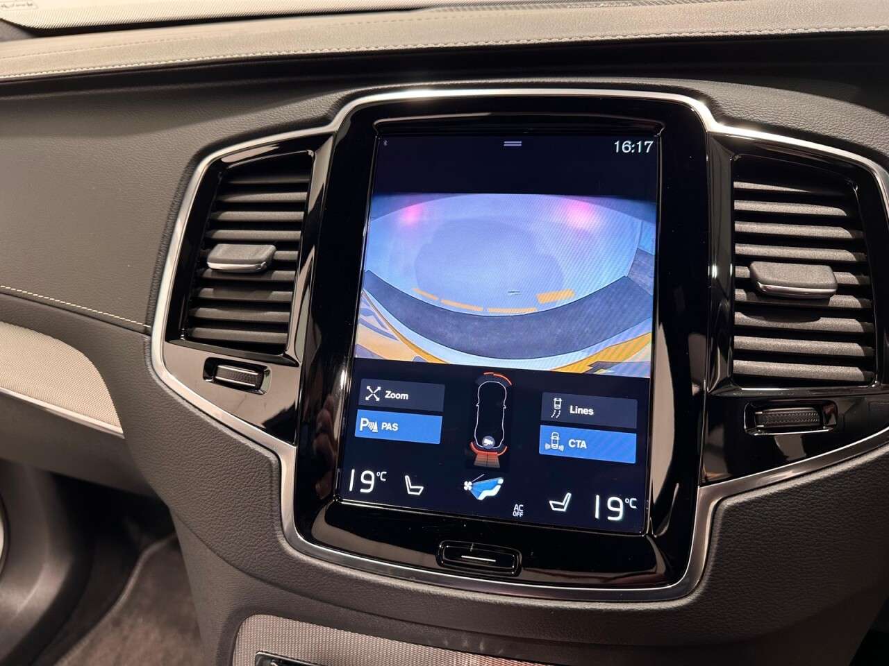 2021 VOLVO XC90 2021 VOLVO XC90