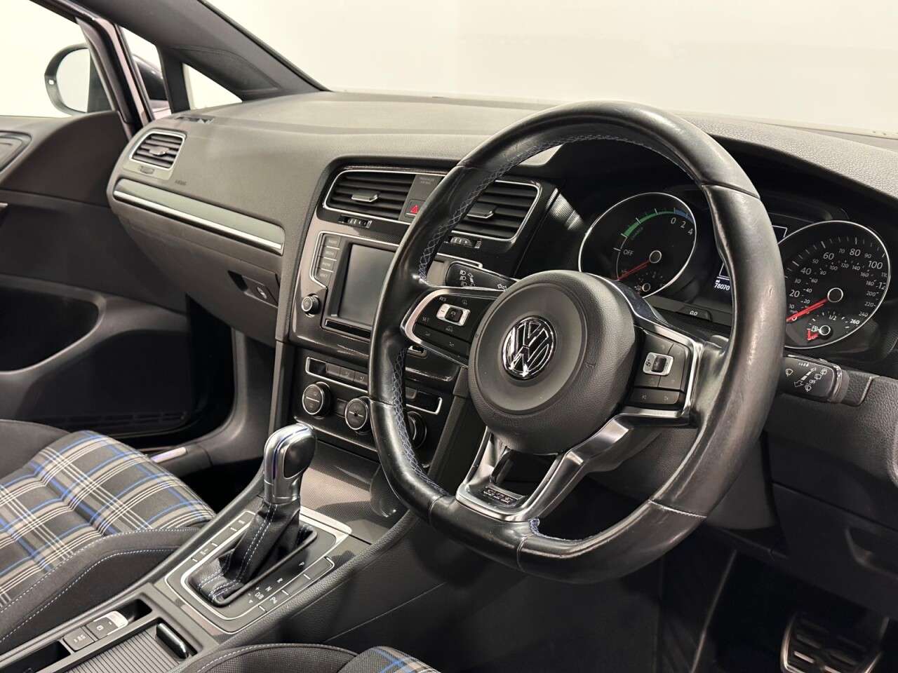 2016 VOLKSWAGEN GOLF 2016 VOLKSWAGEN GOLF