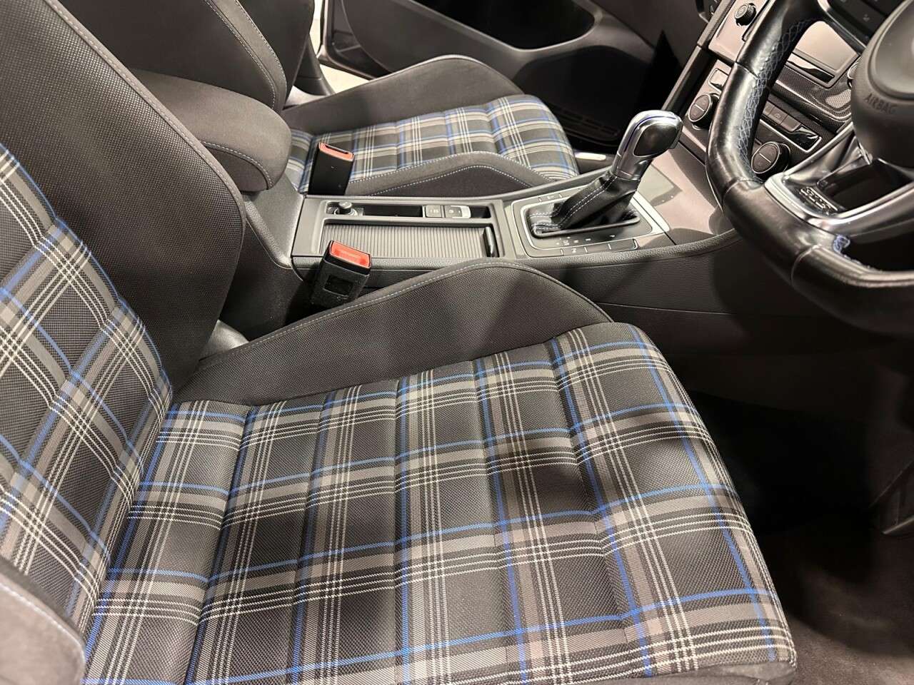 2016 VOLKSWAGEN GOLF 2016 VOLKSWAGEN GOLF