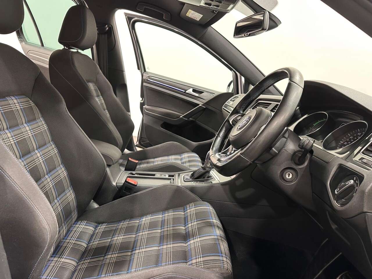 2016 VOLKSWAGEN GOLF 2016 VOLKSWAGEN GOLF