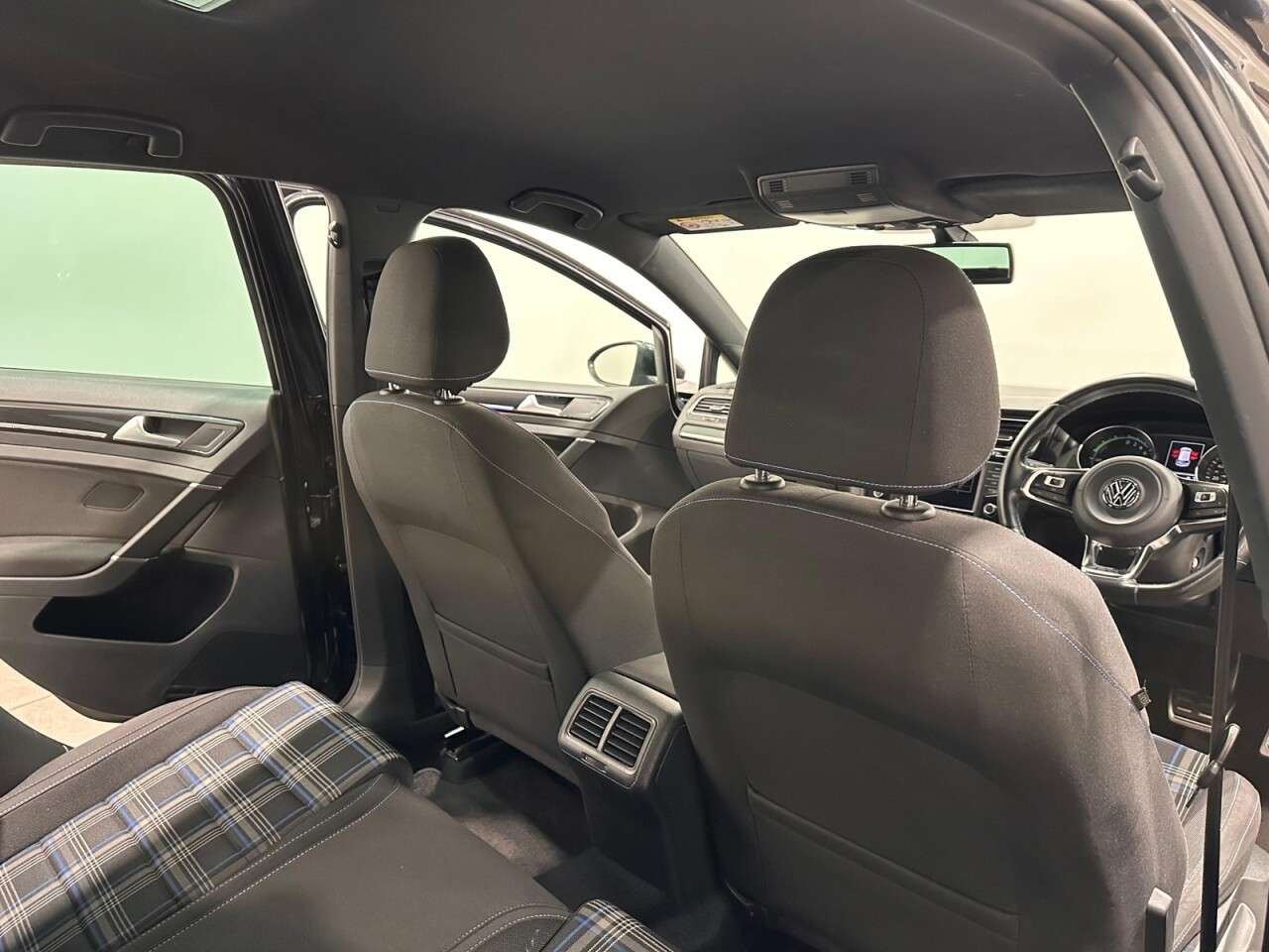 2016 VOLKSWAGEN GOLF 2016 VOLKSWAGEN GOLF