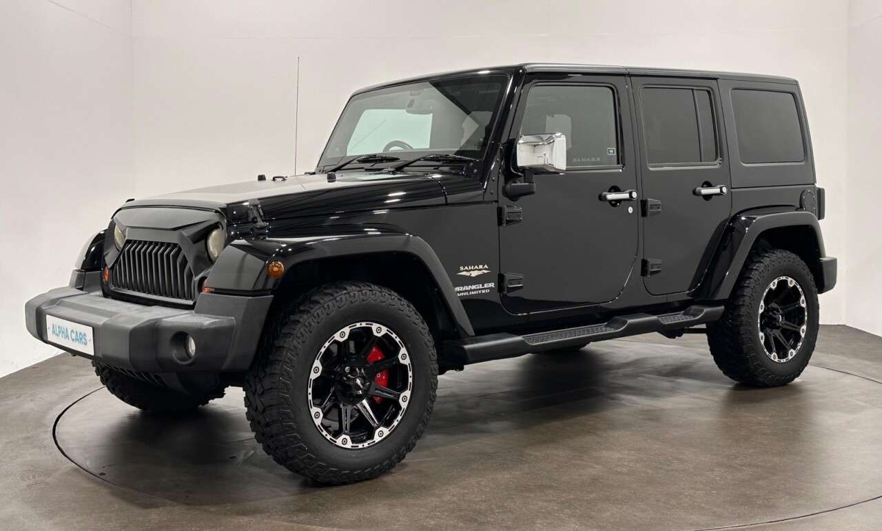 A 2014 JEEP WRANGLER 2.8 CRD Sahara SUV 4dr Diesel Auto 4WD Euro 5 (197 bhp) Twin Panel Roof 18" A 2014 JEEP WRANGLER 2.8 CRD Sahara SUV 4dr Diesel Auto 4WD Euro 5 (197 bhp) Twin Panel Roof 18"