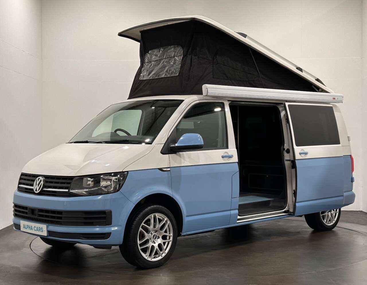 A 2018 VOLKSWAGEN TRANSPORTER 2.0 TDI T30 BlueMotion Tech Startline Campervan 5dr Diesel Manual FWD LWB E A 2018 VOLKSWAGEN TRANSPORTER 2.0 TDI T30 BlueMotion Tech Startline Campervan 5dr Diesel Manual FWD LWB E